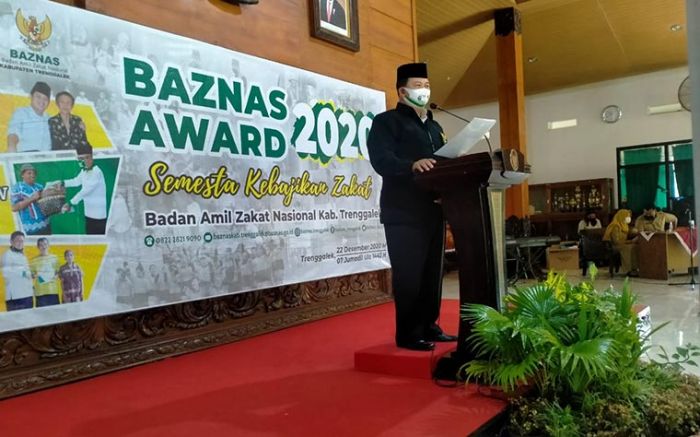 Baznas Trenggalek Berikan Award Pada Sejumlah UPZ