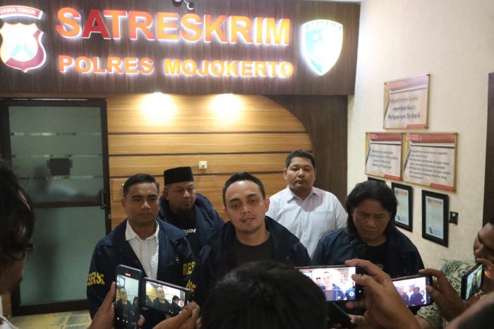 Komplotan Pencuri Truk Crane Dibekuk Polres Mojokerto Saat Hendak Kabur ke Kalimantan