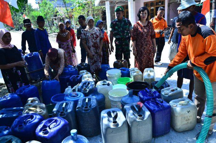 BPBD Lamongan Terus Dopping Air