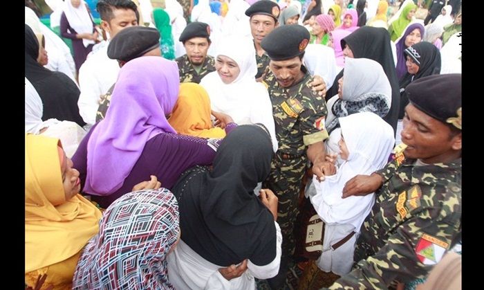 Sowan ke Pesantren Probolinggo, Khofifah: Banyak Silaturahmi, Banyak Berkah