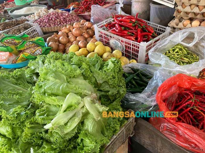 Harga Sembako di Jatim Hari Ini Cenderung Stabil, Telur Kampung dan Cabai Hanya Turun Tipis