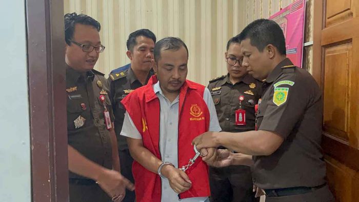 Kades Ngepung Ditahan, Kejari Nganjuk Ungkap Dugaan Korupsi Dana Desa Kades Ngepung Ditahan, Kejari Nganjuk Ungkap Dugaan Korupsi Dana Desa