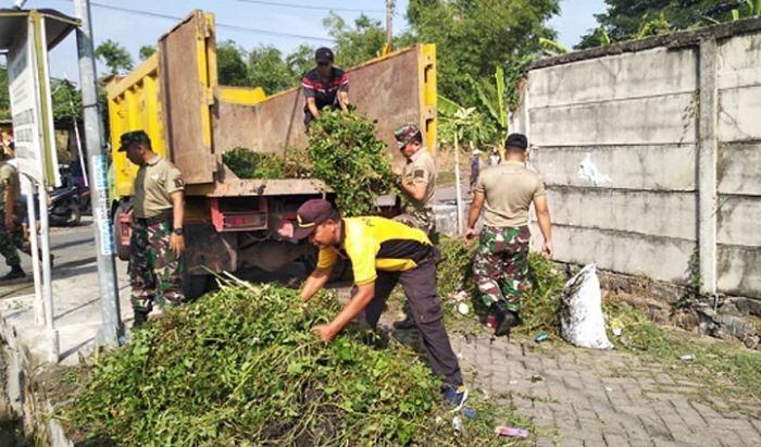 Kodim Tipe A 0830/Surabaya Utara Gelar Karya Bakti