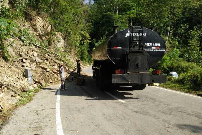 Jalur Pacitan-Ponorogo Kembali Tertimbun Longsor