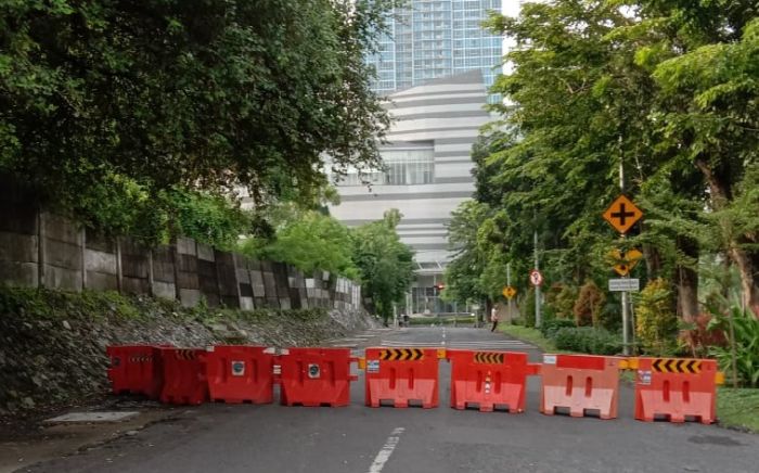 Sepi, Bundaran Satelit Mayjen Sungkono hingga Jalan Adityawarman Ditutup