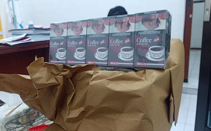 Polisi Gerebek Pabrik Rokok Coffee di Sidoarjo, Sita 1,1 Juta Batang Rokok Ilegal