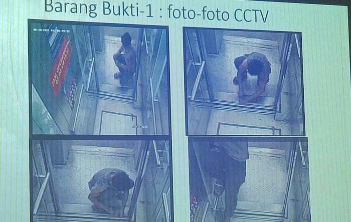 Kantongi Terduga Pelaku, Polisi Dalami Kebakaran JPO Plaza Surabaya