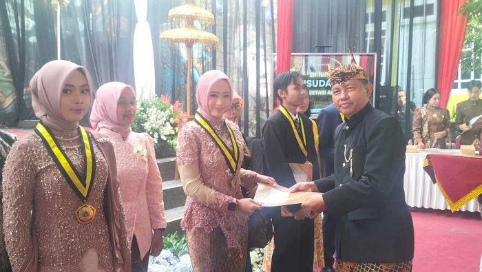 SMAN 2 Batu Gelar Purnawiyata Angkatan XXVII