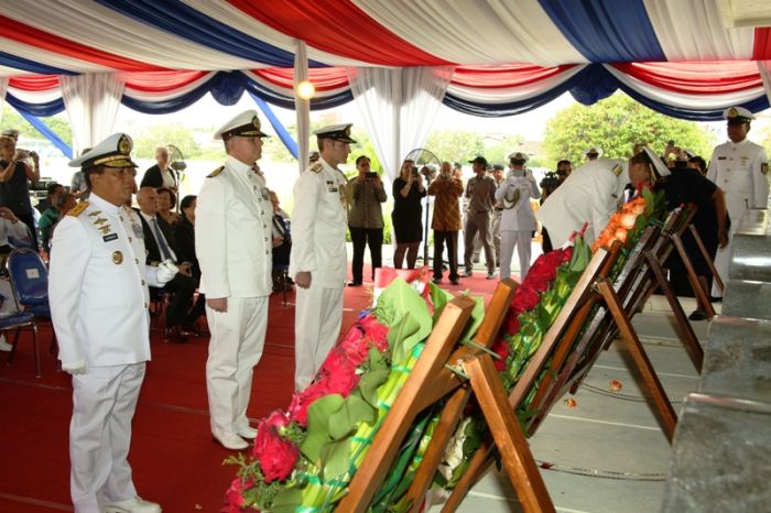 Pangarmatim Peringati 75 Tahun Peristiwa Pertempuran Laut Jawa bersama AL dari 4 Negara