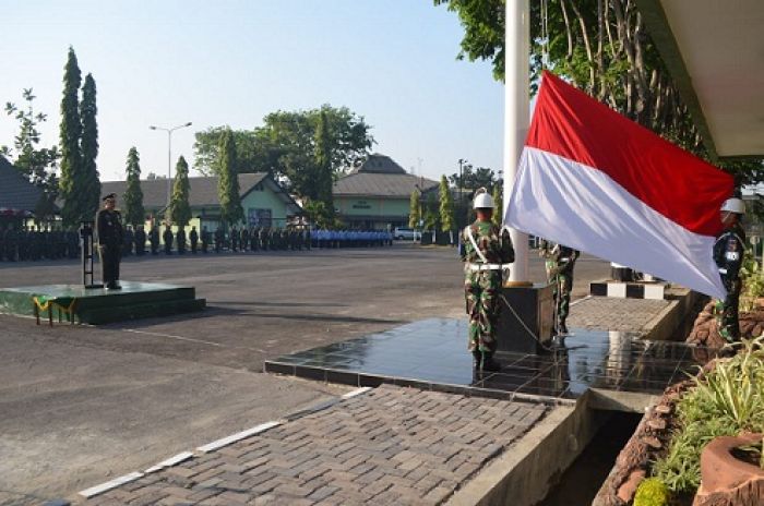Prajurit Harus Kedepankan Kepentingan Bangsa dan Negara Prajurit Harus Kedepankan Kepentingan Bangsa dan Negara