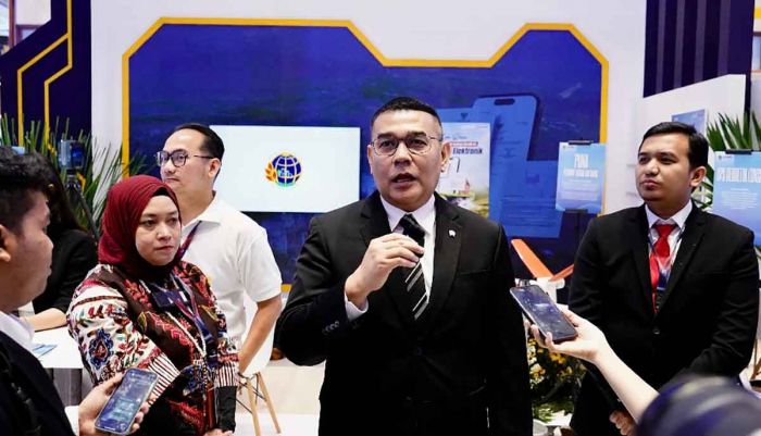 Tinjau Booth di ICI 2025, Wamen ATR/BPN Perkenalkan Teknologi dan Layanan Informasi Pertanahan Tinjau Booth di ICI 2025, Wamen ATR/BPN Perkenalkan Teknologi dan Layanan Informasi Pertanahan