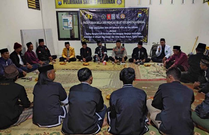 Silaturahmi Antarperguruan Silat di Kendal Ngawi, Kapolsek: Gelut Ora Usum!