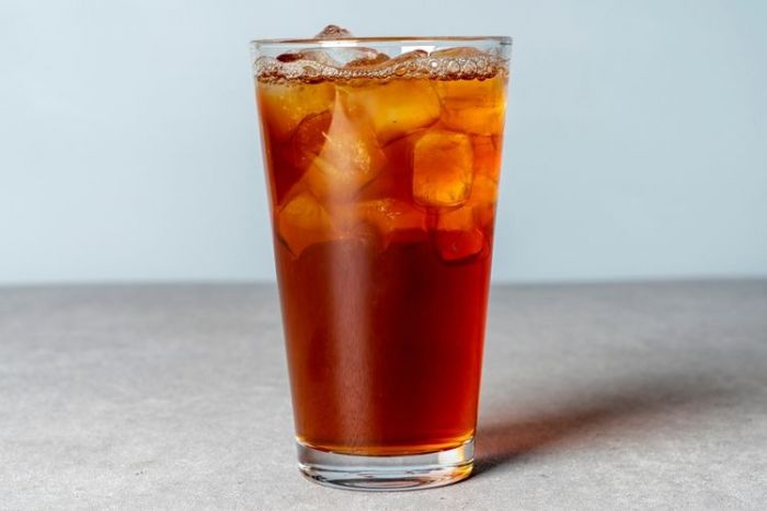 Cara Membuat Minuman Viral Cold Brew Tea di Rumah