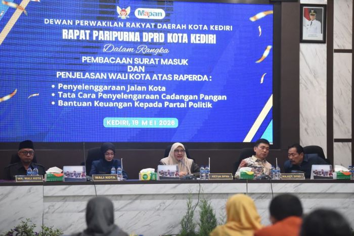 Wali Kota Kediri Jelaskan 3 Raperda, dari Jalanan hingga Cadangan Pangan
