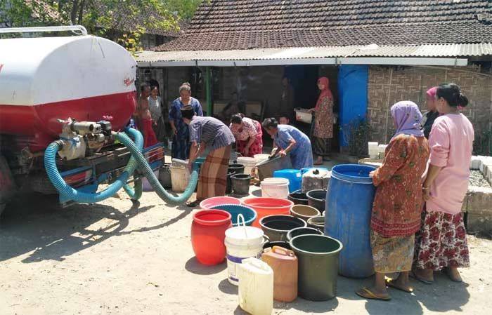 Warga Desa Sendang Terima Bantuan Air Bersih dari YPPM Al Hasanyyah