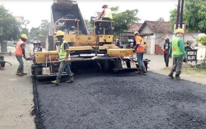 Dinas PUPR Jombang Bangun Ruas Jalan Strategis Sepanjang 4.860 Meter