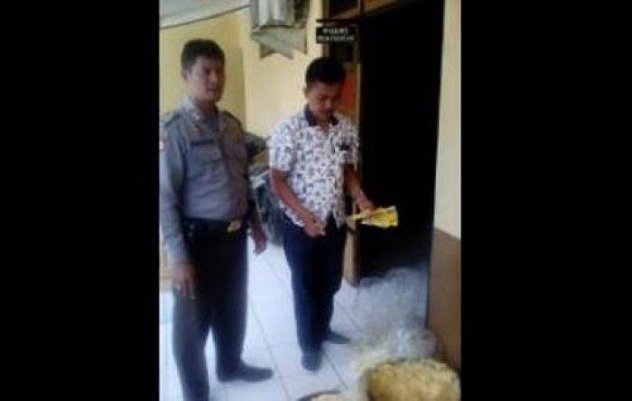 Home Industri Mentega Bekas di Keboharan Sidoarjo Digerebek