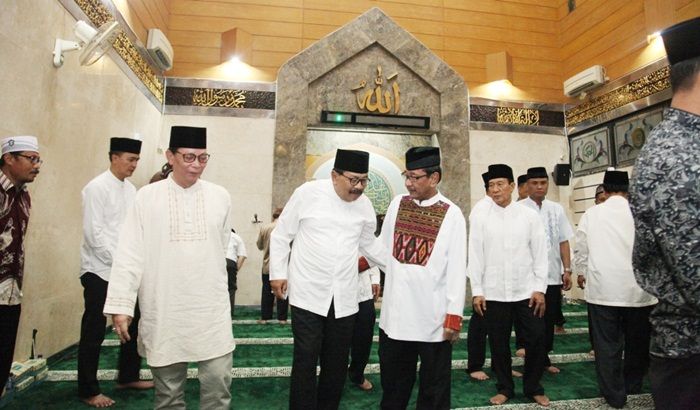 Gubernur Buka Puasa Bersama Keluarga Besar Pengadilan Tinggi Jatim