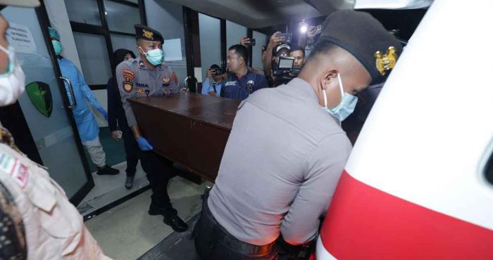 Jenazah Santri Korban Robohnya Ponpes Al Khoziny Diserahkan ke Keluarga