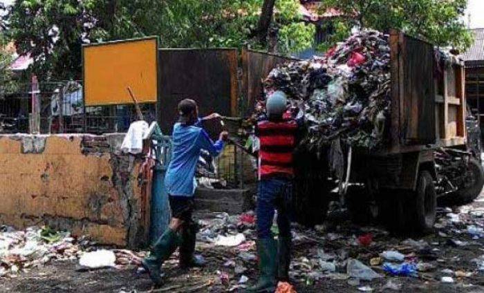 Bau Sampah Tlogoanyar Masuk Kantor Diknas Lamongan, PU Ngaku Kesulitan Cari Lokasi Pengganti