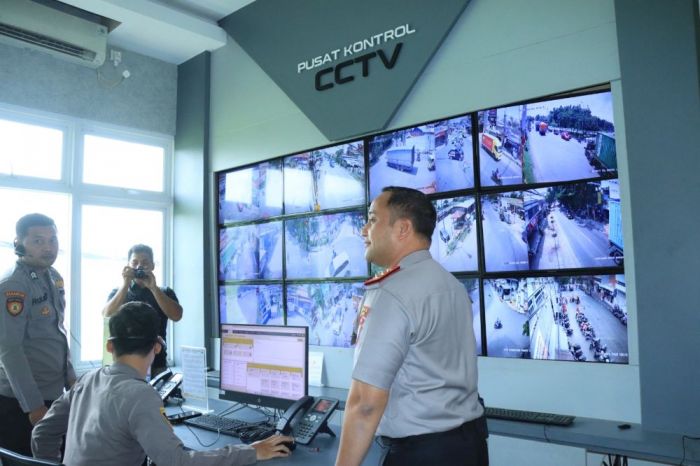 Pastikan Warga Nyaman, Kapolres Gresik Cek Langsung Layanan Publik Mapolres