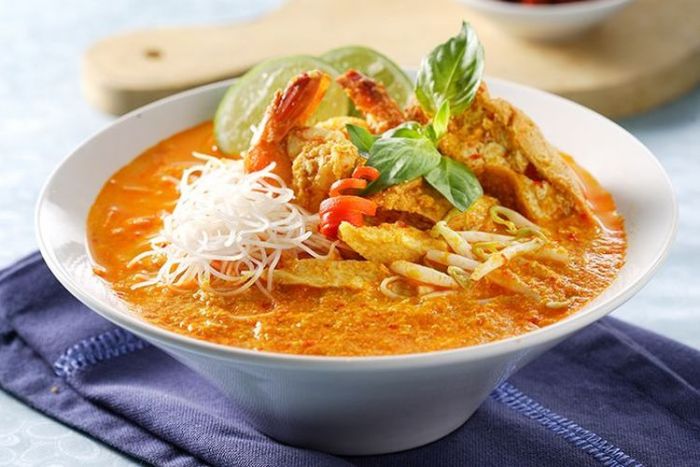 Resep Laksa Ayam, Cita Rasa Rempah Lezat dan Santan Kental