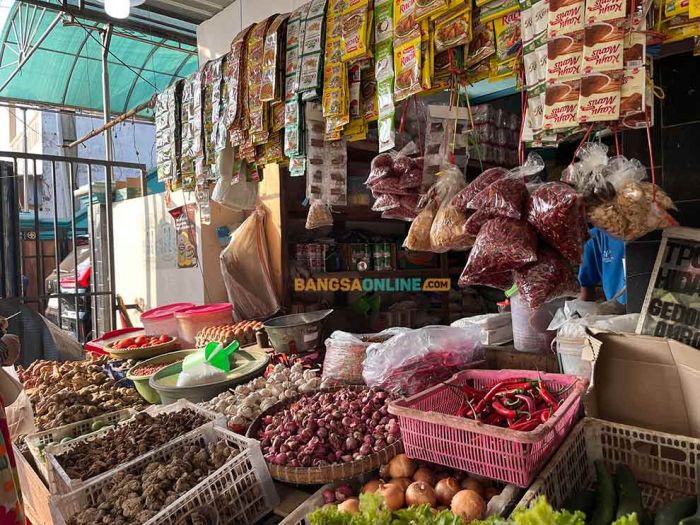 Daftar Harga Sembako Jatim 12 Oktober 2025: Cabai Besar Rp46.739/kg, Bawang Merah Rp33.990/kg