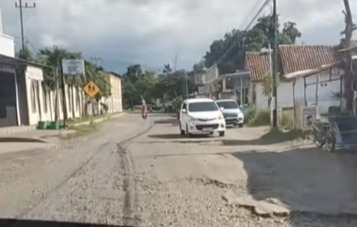 Proyek Tol Prosiwangi Picu Jalan di 2 Kecamatan Rusak Parah, Warga Probolinggo Ancam Demo