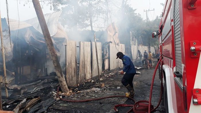 Kebakaran Hebat Gegerkan Warga Gedangan Sidoarjo Jelang Berbuka