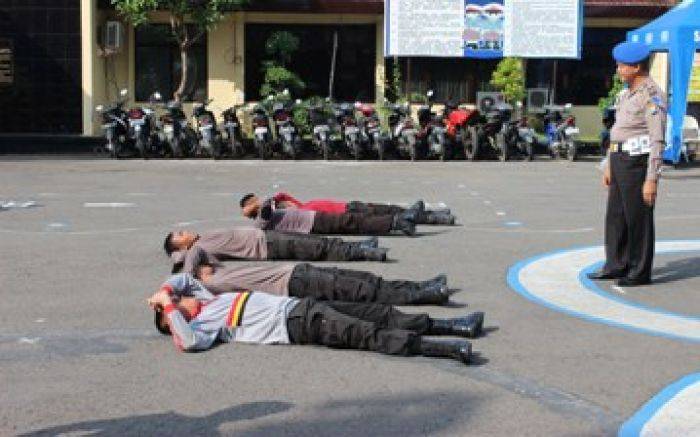 Lima Polisi di Lamongan yang Menganiaya Wartawan Akhirnya Dihukum
