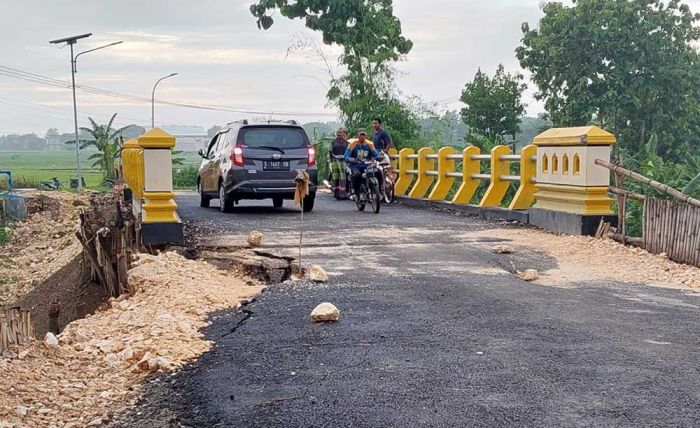 Belum Genap Sebulan Diperbaiki, Jembatan Damseng Senori Sudah Rusak