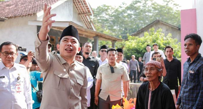 Targetkan Renovasi 1.000 RTLH pada 2026, Gus Fawait Galakkan Program Pengentasan Kemiskinan