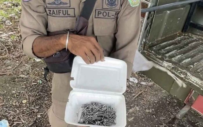 Ranjau Paku di Lingkar Timur Viral di Medsos, Satpol PP Sidoarjo Lakukan Penyisiran