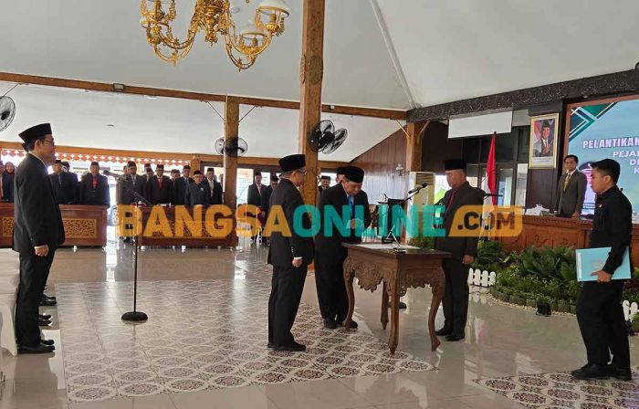 Pj Bupati Probolinggo Lantik 5 Pejabat Eselon II