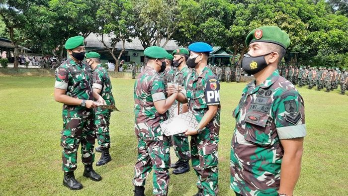 Dandim 0826/Pamekasan Pimpin Korps Raport Pindah dan Masuk Satuan