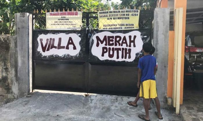 Akses Jalan Ditutup Gerbang, Janda dan Anak Yatim di Jember Tak Bisa Masuk Rumah Sendiri