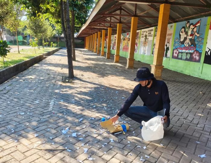 Petasan dari Balon Udara Meledak di SMAN 1 Badegan Ponorogo, Dua Ruang Kelas Rusak