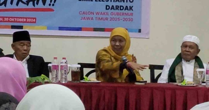 Khofifah Suka Riyadhah, Juara Pidato Sejak Sekolah, Santri Kesayangan Kiai Wahab Turcham