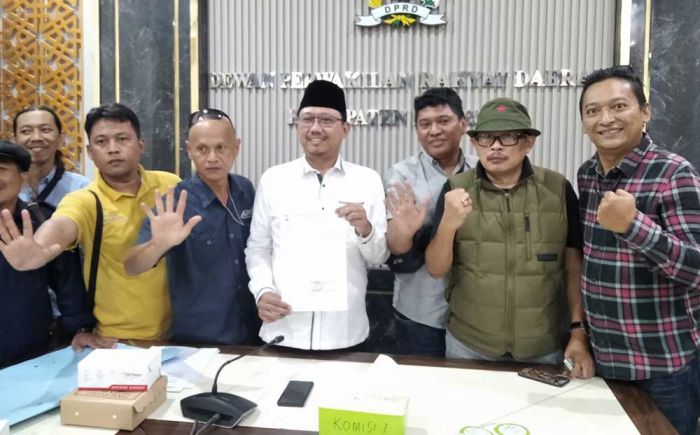 Soal Revisi UU Penyiaran, Lujeng dan Ketua DPRD Kabupaten Pasuruan Kirim Surat Penolakan