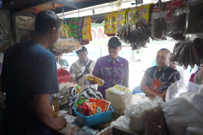 Disperdagin Kota Kediri dan Bulog Sidak Harga Di Pasar Setono Betek, Ini Hasilnya