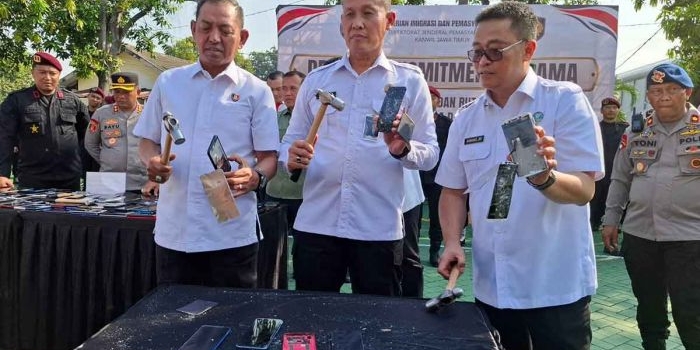 kanwil-ditjenpas-jatim-komitmen-wujudkan-lapasrutan-bersih-dari-narkoba-dan-hp-ilegal