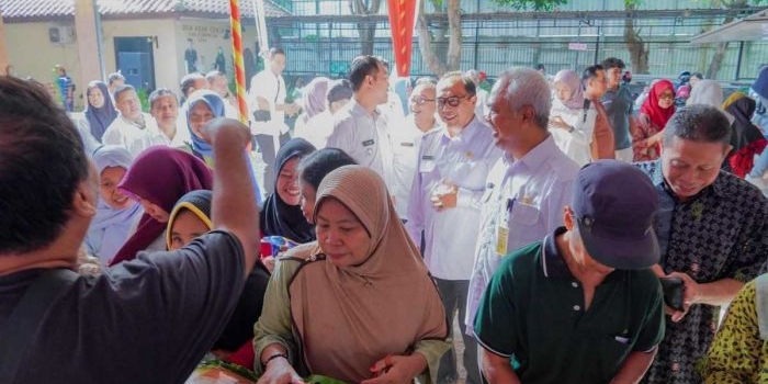 gandeng-badan-pangan-nasional-pemkab-gresik-gelar-gerakan-pangan-murah-di-gulomantung