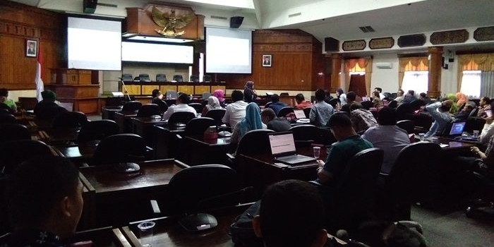 Caption: Suasana sosialisasi di Gedung DPRD Tuban