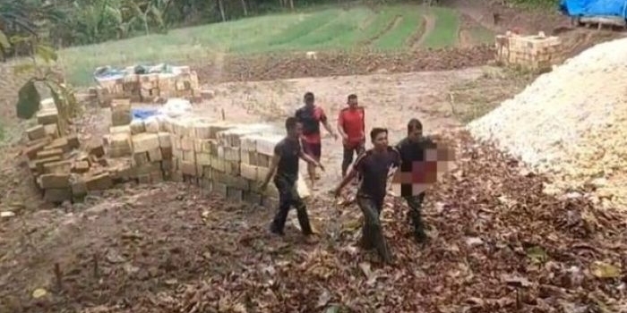 diduga-terpeleset-balita-kembar-malang-di-bojonegoro-ditemukan-meninggal-di-sungai-pacal