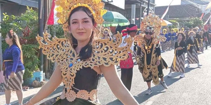 Salah satu peserta karnaval HUT RI ke-79 di Desa Junrejo, Kota Batu.