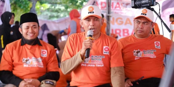 dpw-pks-jatim-salurkan-71-ribu-paket-daging-kurban-saat-idul-adha
