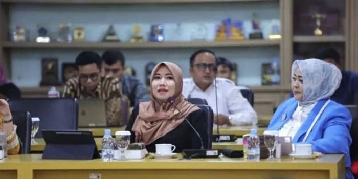 anggota-dpd-ri-jatim-lia-istifhama-apresiasi-presiden-yang-teken-ieu-cepa