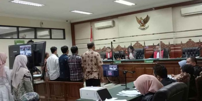 Sidang kasus pemotongan insentif ASN di BPPD Sidoarjo.