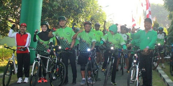  Kodim 0826/Pamekasan launching Brawijaya Cycling Club (BCC) yang dilakukan dengan aksi gowes bersama di Makodim Jalan Letnan Maksum No. 12 Pamekasan, Jumat (11/5) Pagi.