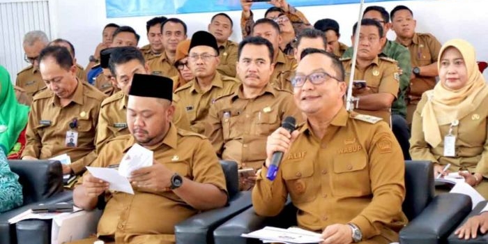 revitalisasi-197-sekolah-di-gresik-fokus-ke-pulau-bawean-pasca-gempa
